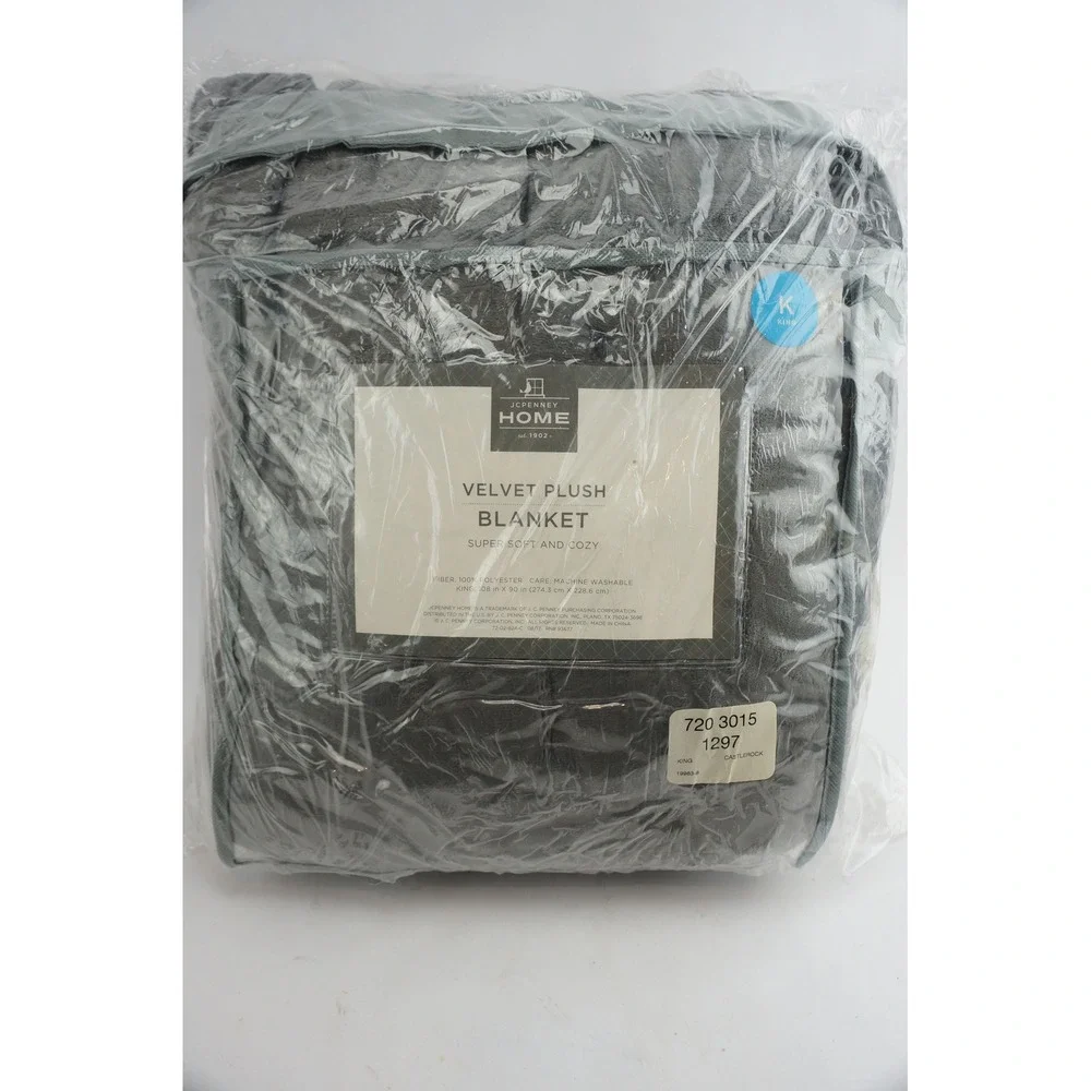 JCPenney Home Velvet Plush Blanket King Castlerock Gray‎ 108x90 Polyester New